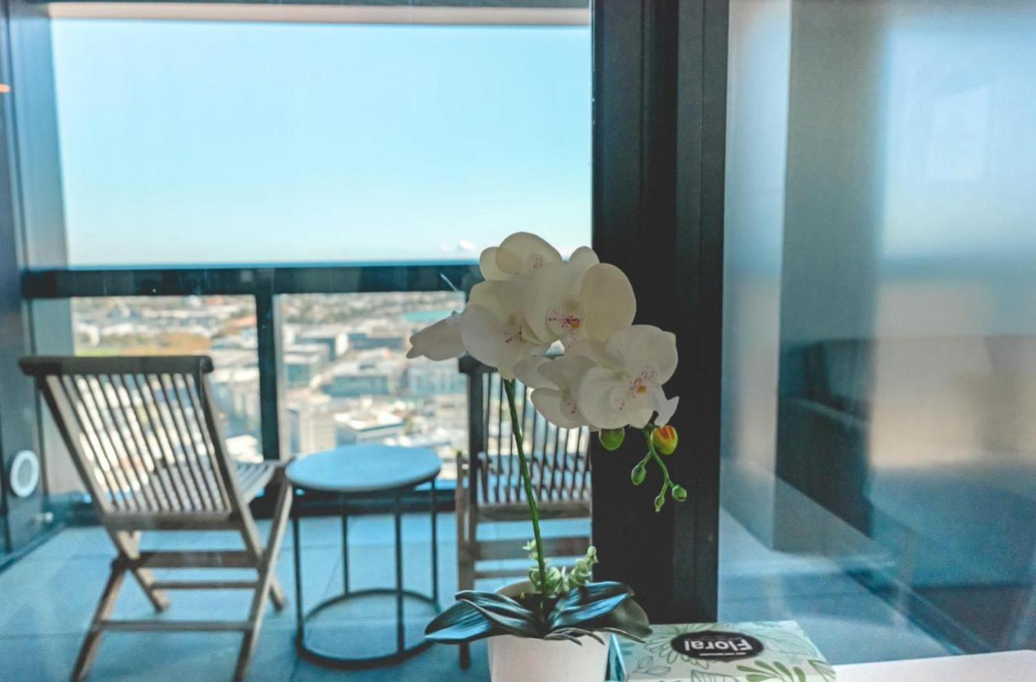 Gorgeous Seaview 2 Bedroom Apartment In Auckland Cbd Экстерьер фото
